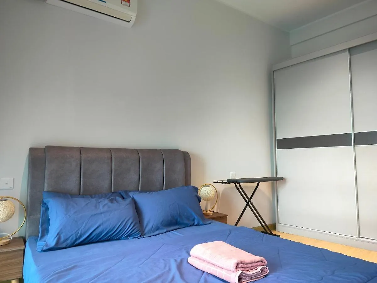 Dangabay Seaview 4Pax With Netflix Wifi Apartment Johor Bahru Malaysia